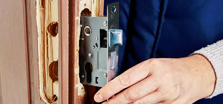 Garage Door Lock Replacement Oshawa